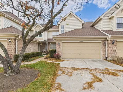 11448 Prescott Ln, Westchester, IL 60154