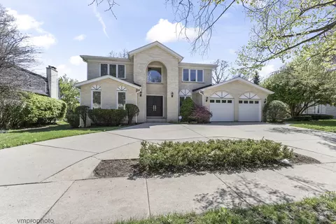 3311 Lakewood Ct, Glenview, IL 60026