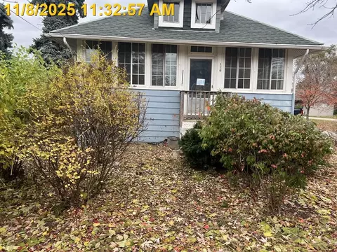 116 W Naperville Rd, Westmont, IL 60559