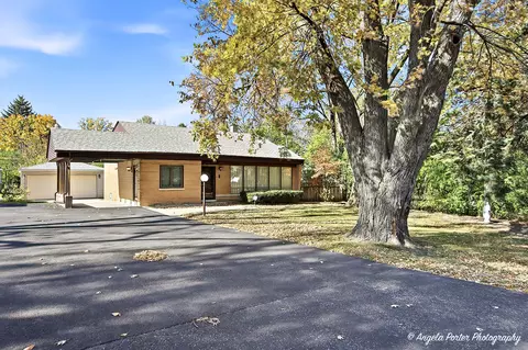 1500 S Stewart Ave, Lombard, IL 60148