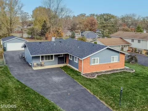 730 Ashley Ct, Hoffman Estates, IL 60169