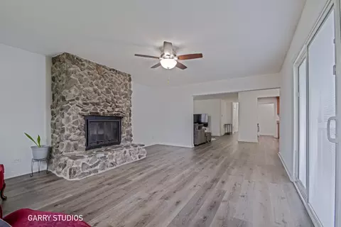 730 Ashley Ct, Hoffman Estates, IL 60169 photo 12