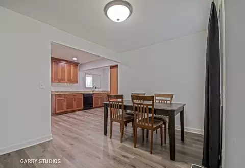 730 Ashley Ct, Hoffman Estates, IL 60169 photo 14