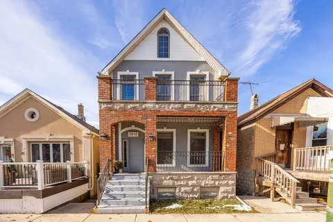 3812 S Wallace St, Chicago, IL 60609