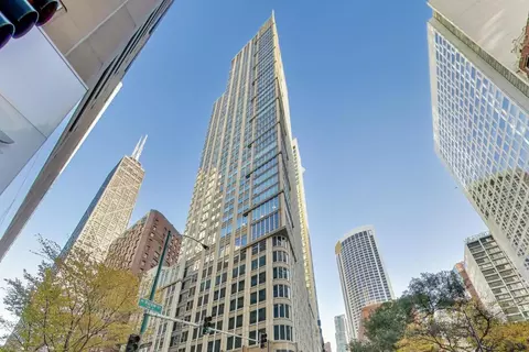 57 E Delaware Pl #3504, Chicago, IL 60611