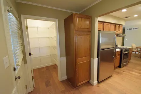 Entry Way - 1000 Apple Valley Dr, Bartlett, IL 60103 photo 1 of 1