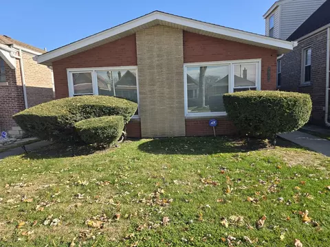 8955 S Cornell Ave, Chicago, IL 60617