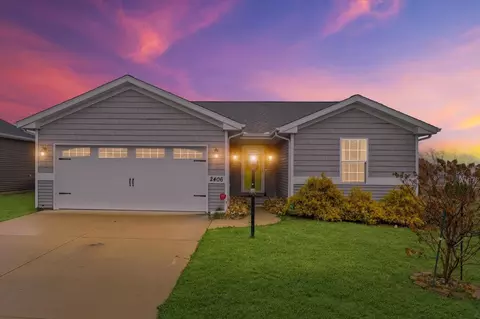2406 Fairfield Dr, Urbana, IL 61802