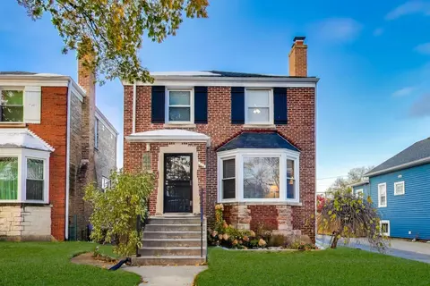 5948 W Wilson Ave, Chicago, IL 60630