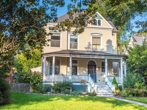 1006 Forest Ave, Evanston, IL 60202