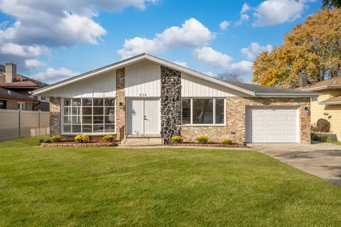 634 N Kenilworth Ave, Elmhurst, IL 60126