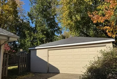 Other - 714 E Thacker St, Des Plaines, IL 60016 photo 8 of 10