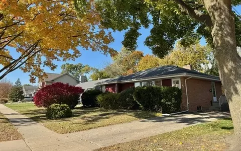 Other - 714 E Thacker St, Des Plaines, IL 60016 photo 6 of 10