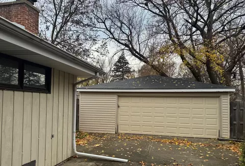 Other - 714 E Thacker St, Des Plaines, IL 60016 photo 9 of 10