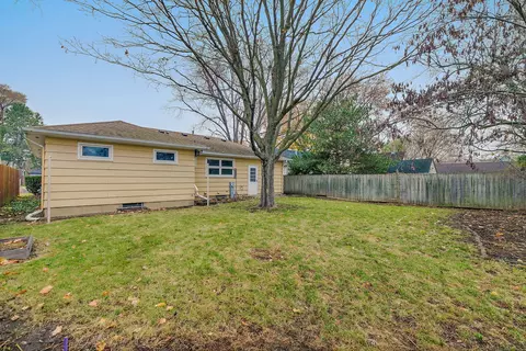 Exterior - 2 Adams St, East Dundee, IL 60118 photo 3 of 3
