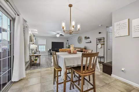 Dining - 905 Dresser Dr, Normal, IL 61761 photo 1 of 3