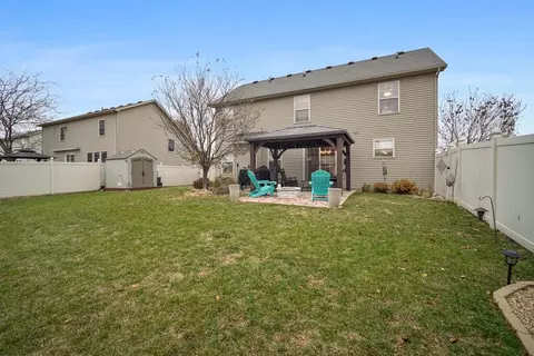 Exterior - 905 Dresser Dr, Normal, IL 61761 photo 8 of 9