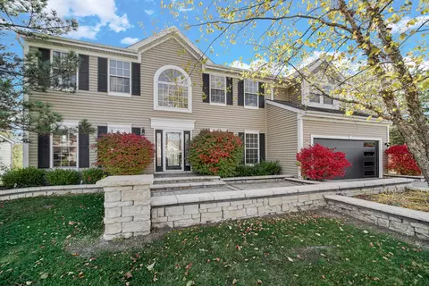 3087 Haven Ln, Lindenhurst, IL 60046