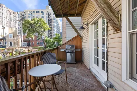 Exterior - Undisclosed, Chicago, IL 60657 photo 2 of 3
