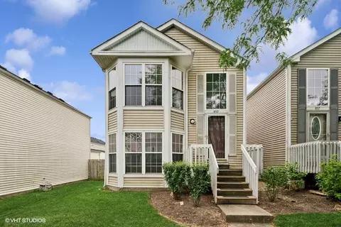859 Symphony Dr, Aurora, IL 60504