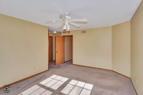 1110 E Treeline Dr, Lockport, IL 60441 photo 17