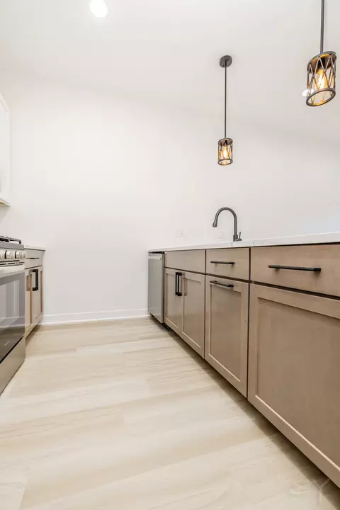 1056 N Central Park Ave, Chicago, IL 60651 photo 14