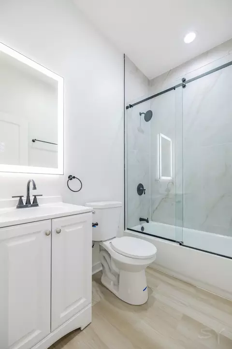 1056 N Central Park Ave, Chicago, IL 60651 photo 30