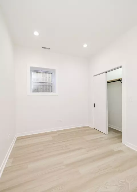 1056 N Central Park Ave, Chicago, IL 60651 photo 24