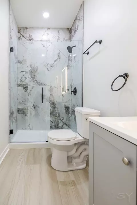 1056 N Central Park Ave, Chicago, IL 60651 photo 45