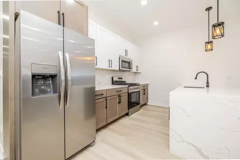 1056 N Central Park Ave, Chicago, IL 60651 photo 9