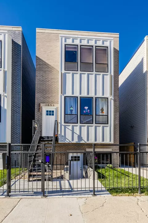1056 N Central Park Ave, Chicago, IL 60651 photo 3