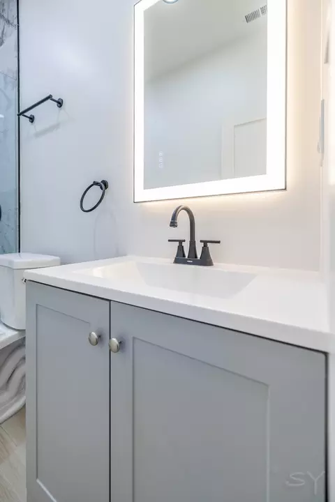 1056 N Central Park Ave, Chicago, IL 60651 photo 43