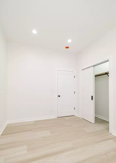 1056 N Central Park Ave, Chicago, IL 60651 photo 22