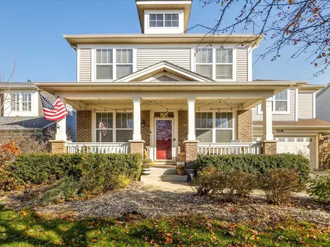 528 Horizon Dr, Saint Charles, IL 60175