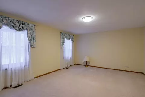 Bedroom - 1995 Salem Rd, Elgin, IL 60123 photo 1 of 5