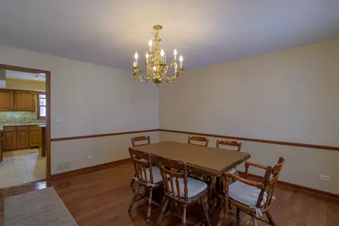 Dining - 1995 Salem Rd, Elgin, IL 60123 photo 2 of 2