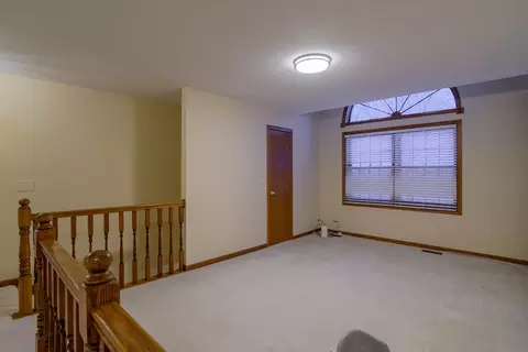Living - 1995 Salem Rd, Elgin, IL 60123 photo 6 of 6