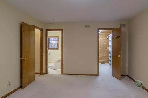 Bedroom - 1995 Salem Rd, Elgin, IL 60123 photo 3 of 5