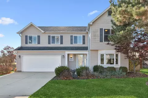 5229 Beechwood Ave, Gurnee, IL 60031