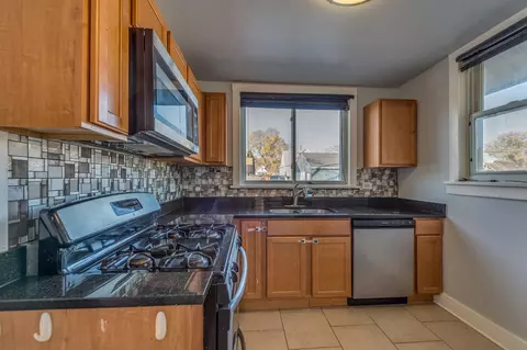 826 Kate St, Elgin, IL 60123 photo 13