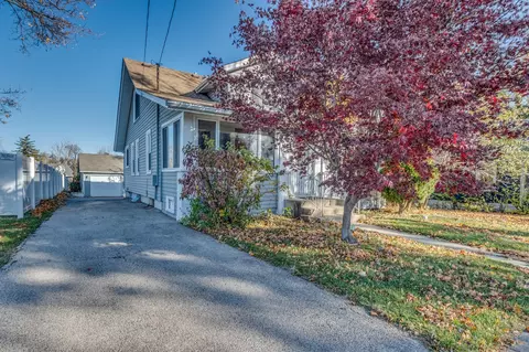826 Kate St, Elgin, IL 60123 photo 2