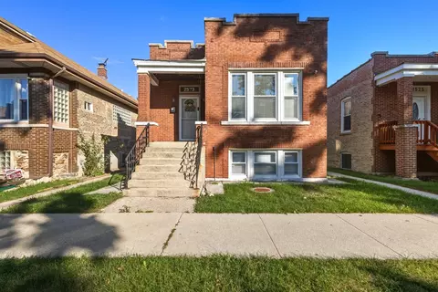 2523 S 58th Ct, Cicero, IL 60804