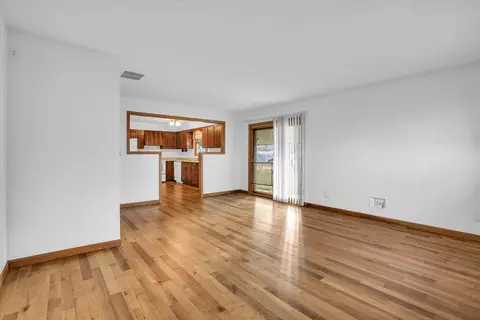 Living - 849 N Piatt St, Bement, IL 61813 photo 6 of 6