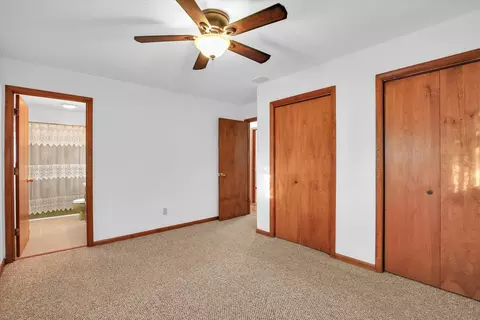 Bedroom - 849 N Piatt St, Bement, IL 61813 photo 2 of 6