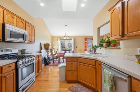 Kitchen - Undisclosed, Elburn, IL 60119 photo 2 of 2