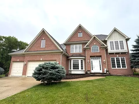 375 W Devon Ave, Roselle, IL 60172