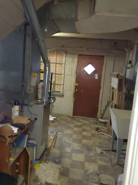 Entry Way - 9213 S Forest Ave, Chicago, IL 60619 photo 1 of 2
