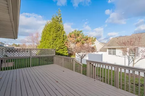 1612 Myra Ln, Bloomington, IL 61704 photo 39