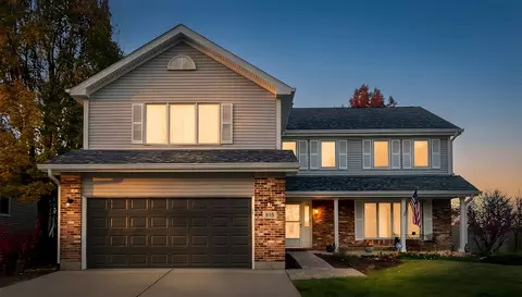 Exterior - 515 Cimarron Dr W, Aurora, IL 60504 photo 2 of 8
