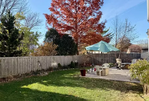 Exterior - 515 Cimarron Dr W, Aurora, IL 60504 photo 6 of 8